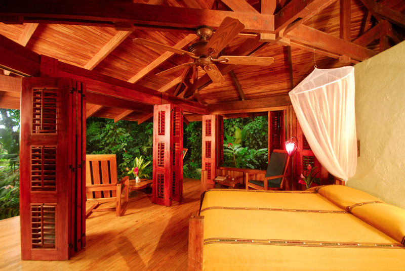 Playa Nicuesa Rainforest Eco Sanctuary Голфито Екстериор снимка